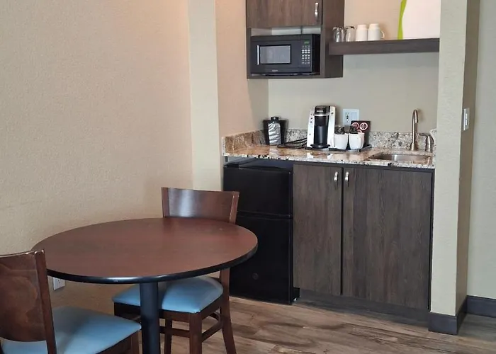 Hotel Island Lake Havasu City