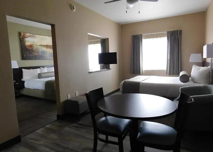 Island Hotel Lake Havasu City